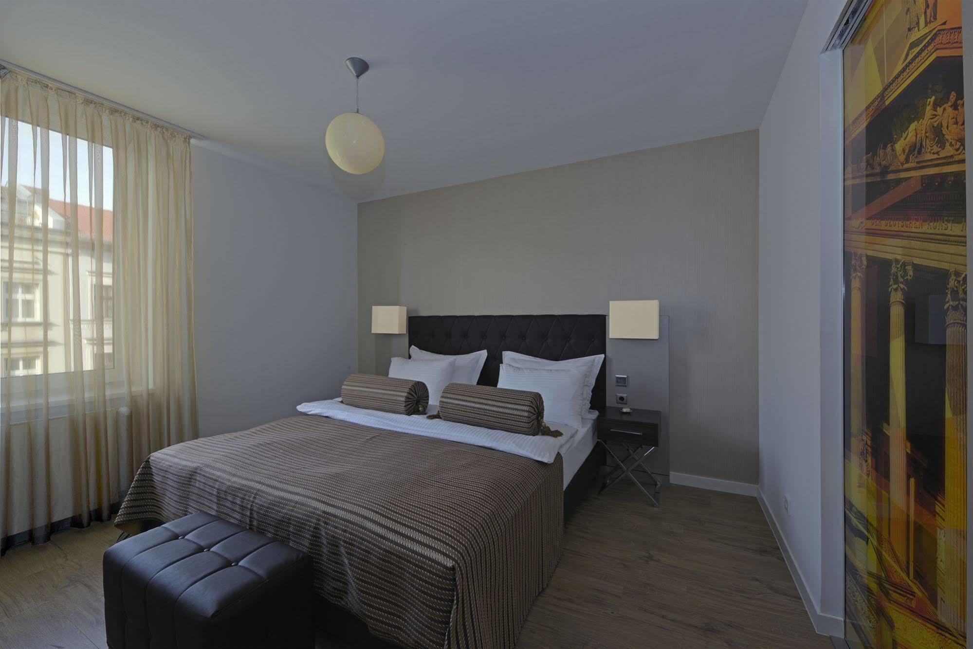Hotel Vier Jahreszeiten Berlino